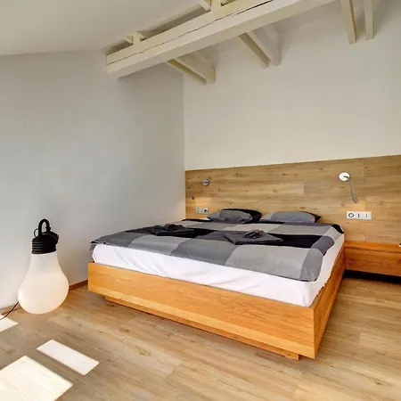 Apartmany Tadeas Stozec Exterior photo