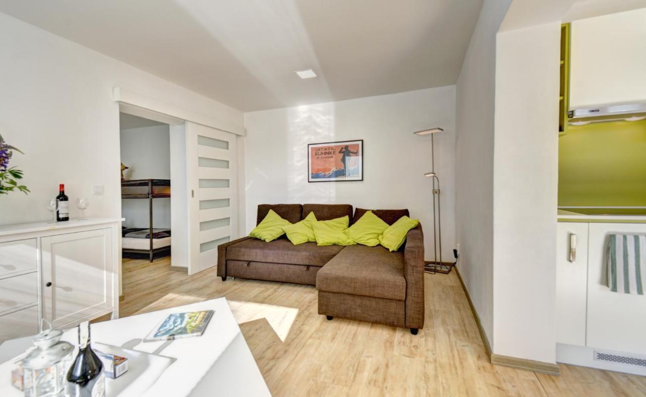 Apartment Tadeas Stozec