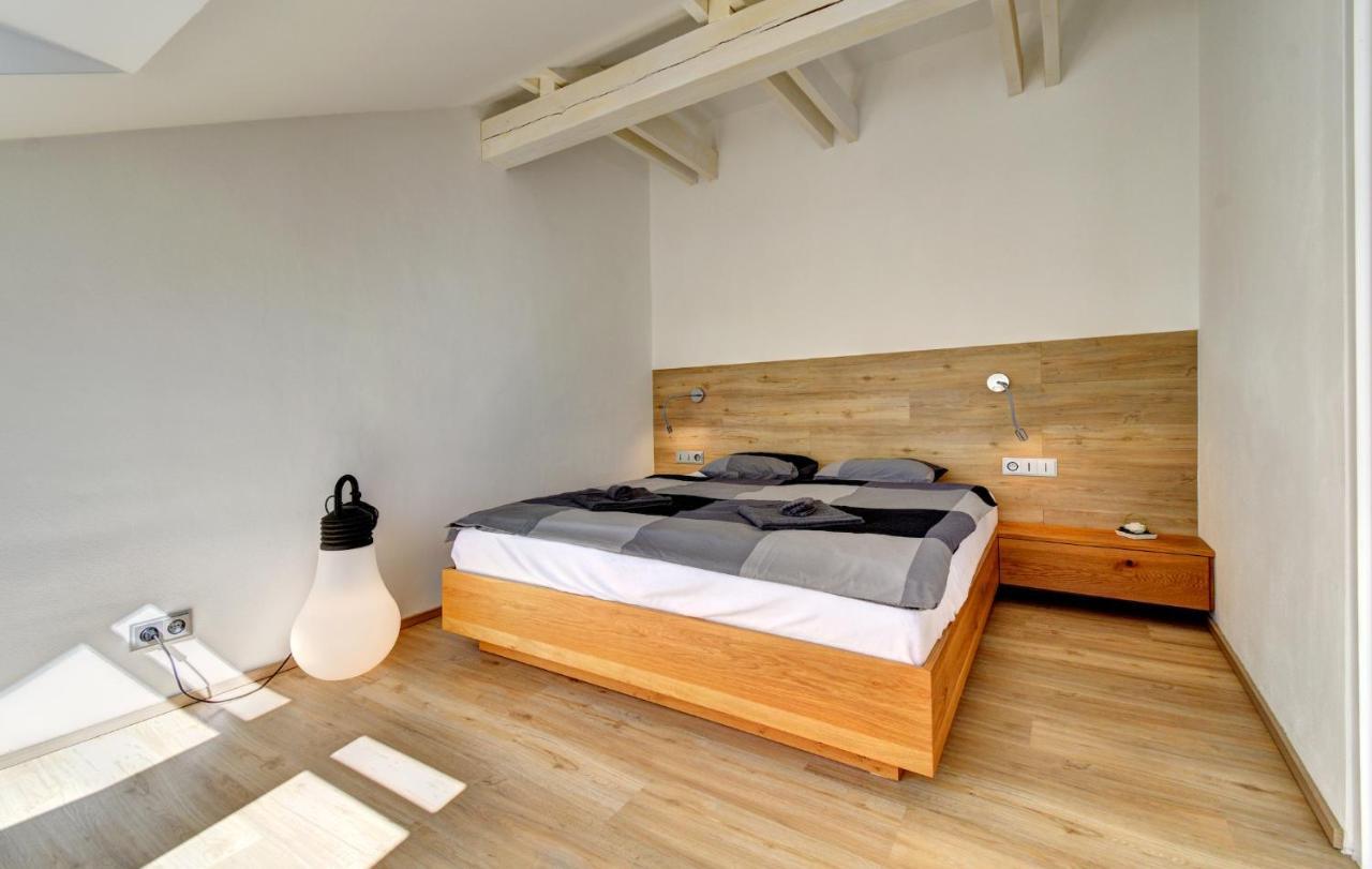Tadeas Apartment Stozec