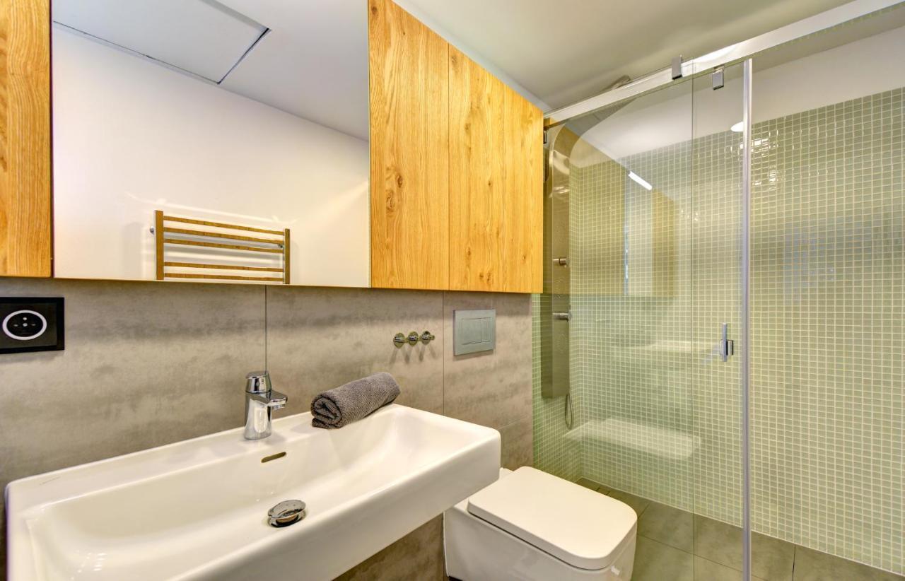 Tadeas Apartment