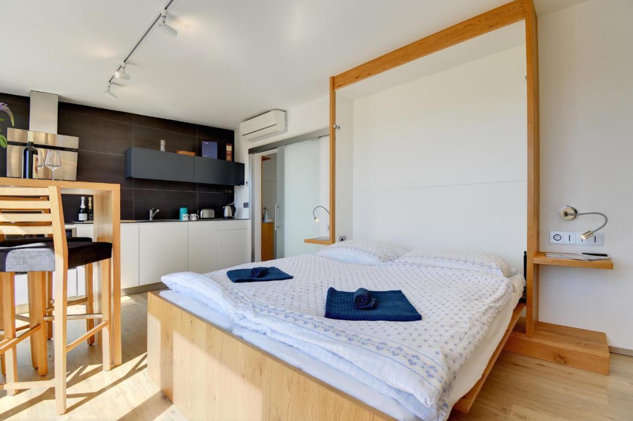 Apartment Tadeas Stozec